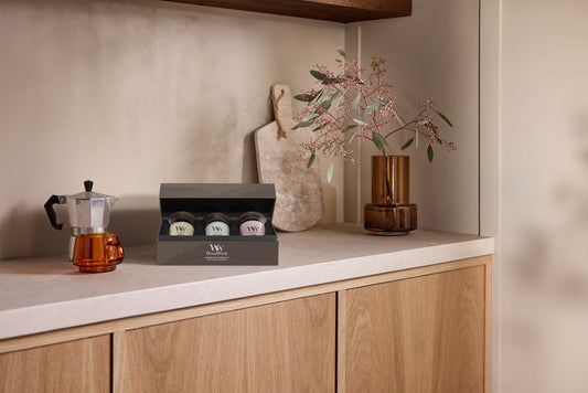 Cadeauset Blooming Trio 3 mini geurkaarsen van WoodWick, sfeerfoto