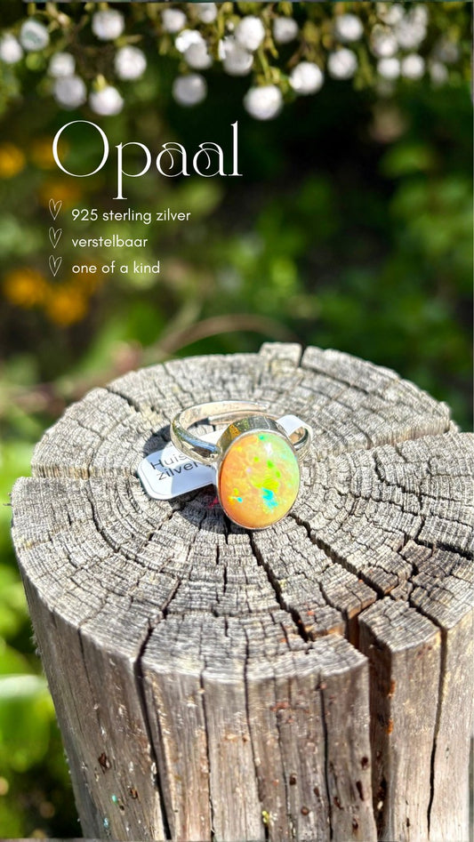 Ring met opaal van 925 sterling zilver bij Huisje 44